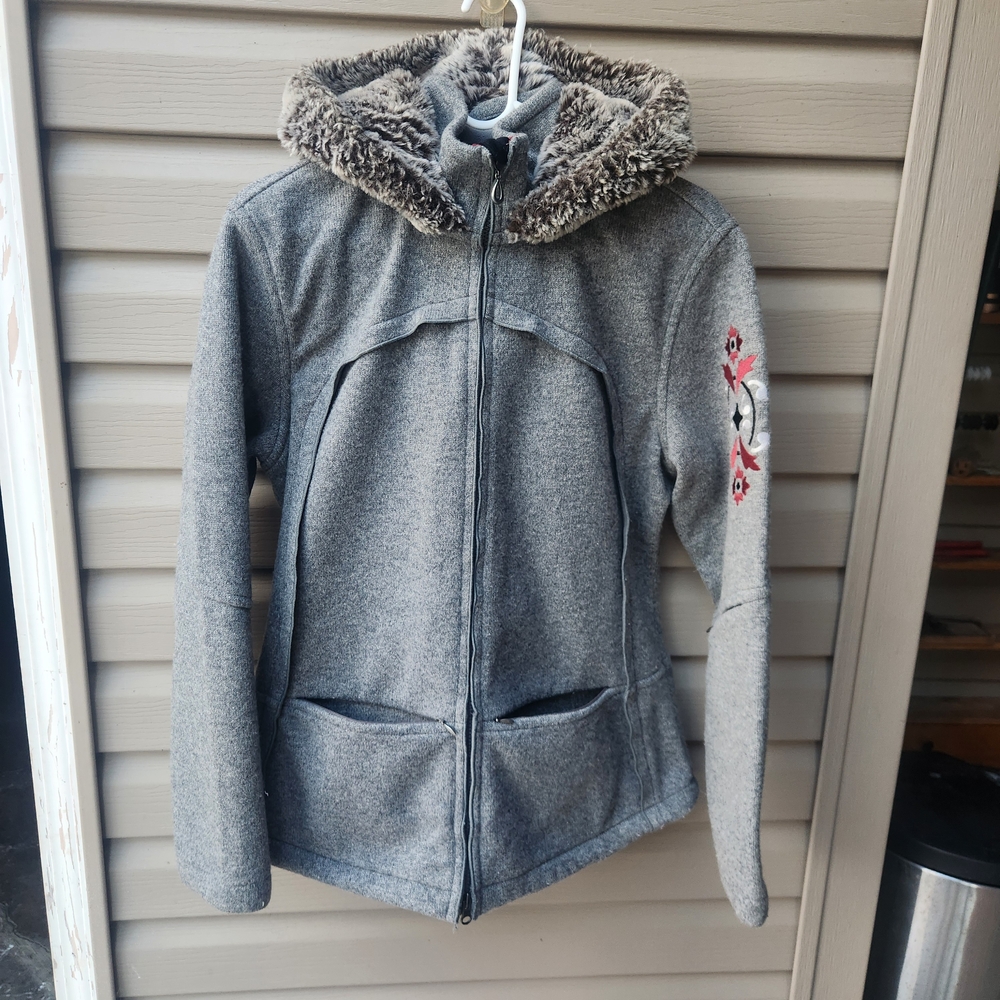 Athleta Womens Wool Blend Jacket with Embroidered Sleeve Medium